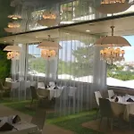 Raya Garden - Park & Winery 3* Veliko Tărnovo