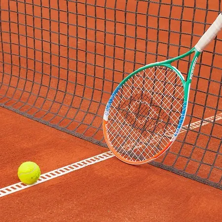 Hotell Raya Garden - Park & Winery