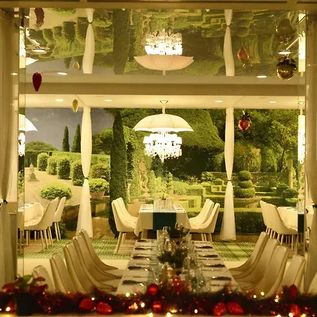 Raya Garden - Park & Winery Hotell