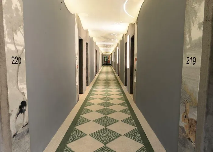 Raya Garden - Park & Winery מלון וליקו טורנובו