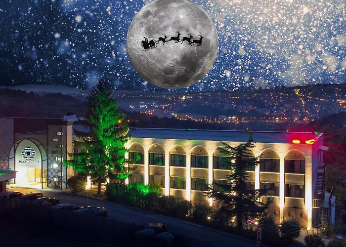 Raya Garden - Park & Winery 3*